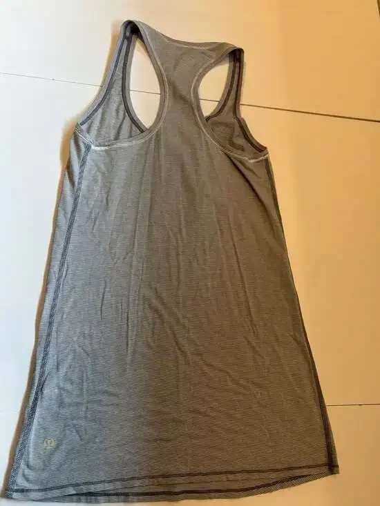 LULULEMON Women’s Set - Yoga Joggers + Striped Tank (8) - Picture 5 of 12